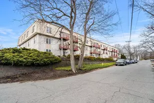 2 Ocean Ave, Gloucester, MA 01930 - Photo 28