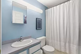 2 Ocean Ave, Gloucester, MA 01930 - Photo 14