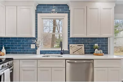 5 Ronald Ln, Shrewsbury, MA 01545 - Photo 8