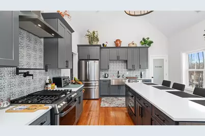 46 Magnolia Dr, Swansea, MA 02777 - Photo 16