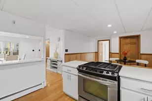 471 S Main St, Attleboro, MA 02703 - Photo 16