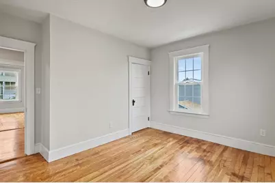 30 Boardman Street, Worcester, MA 01606 - Photo 8