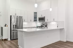 320 Middlesex Ave, Medford, MA 02155 - Photo 16