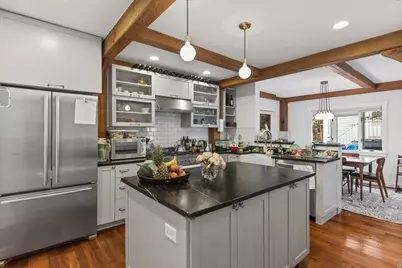 7 Murdock St #7, Cambridge, MA 02139 - Photo 6