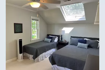 247 Ocean Ave, Marblehead, MA 01945 - Photo 32