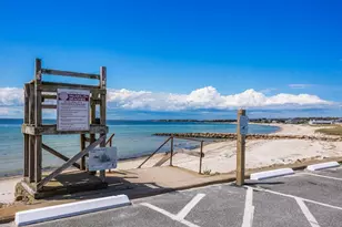 255 Old Main Rd, Falmouth, MA 02556 - Photo 32