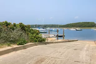 255 Old Main Rd, Falmouth, MA 02556 - Photo 38