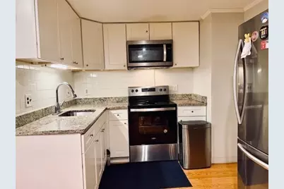 15 Staples Ave #27, Everett, MA 02149 - Photo 2