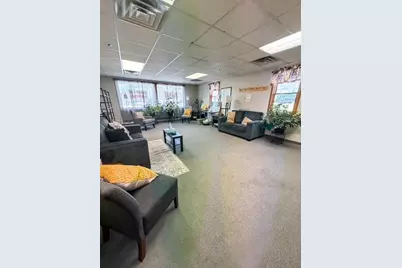 241 Main St #L, Townsend, MA 01469 - Photo 4