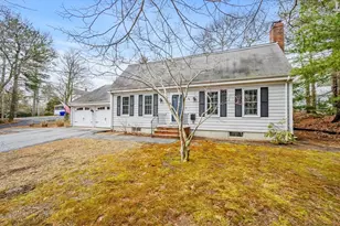33 Head of the Bay Rd, Bourne, MA 02532 - Photo 2