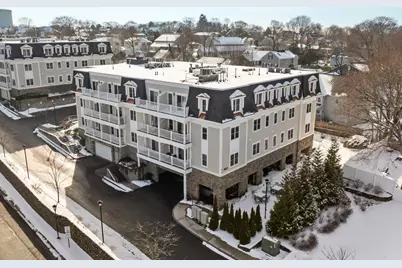 441 Essex St #202, Swampscott, MA 01907 - Photo 2