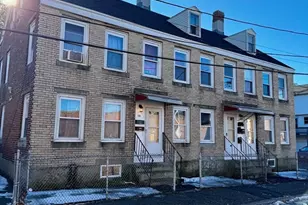 157 Charles St, Lowell, MA 01852 - Photo 2