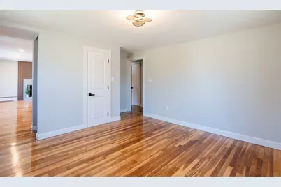 1049 Pleasant St, Canton, MA 02021 - Photo 12