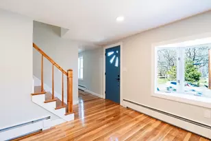 1049 Pleasant St, Canton, MA 02021 - Photo 10