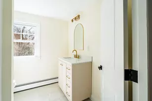 1049 Pleasant St, Canton, MA 02021 - Photo 18