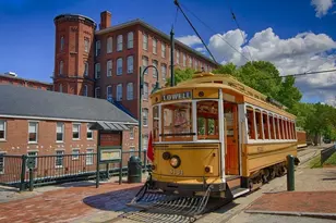 130 John St, Lowell, MA 01852 - Photo 4