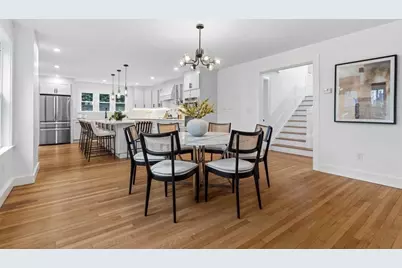 1806 Beacon St, Newton, MA 02468 - Photo 6