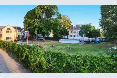 176 Coleridge St, Boston, MA 02128 - Photo 20