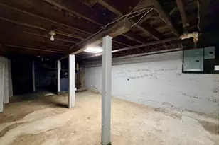 56 Monteleone Pl, Pittsfield, MA 01201 - Photo 32