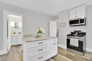 16 Washington Ave, Holyoke, MA 01040 - Photo 16