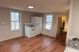 30 Rockland St, Fitchburg, MA 01420 - Photo 2