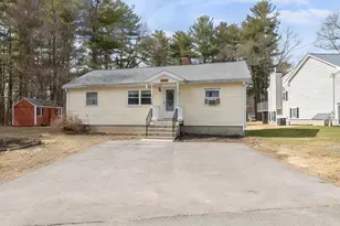 25 Fairview Ave, Dracut, MA 01826 - Photo 1