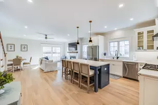 255 Old Main Rd, Falmouth, MA 02556 - Photo 4