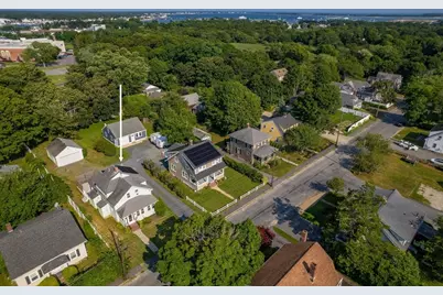 58 Chase St, Barnstable, MA 02601 - Photo 4