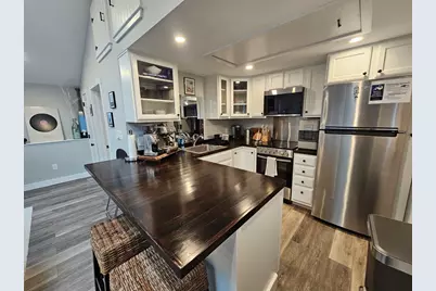 90A Edgartown Rd, Tisbury, MA 02568 - Photo 8