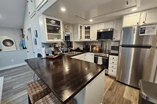 90A Edgartown Rd, Tisbury, MA 02568 - Photo 8