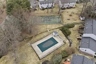 270 Sunderland Rd, Worcester, MA 01604 - Photo 24