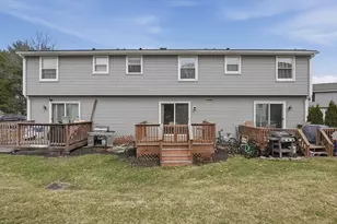 270 Sunderland Rd, Worcester, MA 01604 - Photo 22