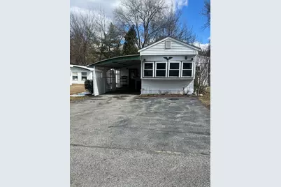 9 Rebecca Avenue, Hudson, MA 01749 - Photo 2