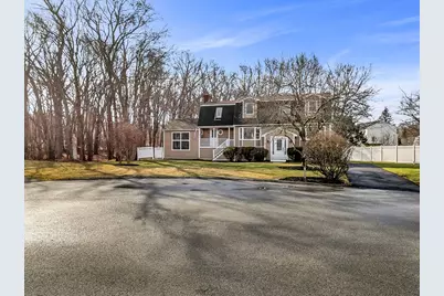 3 Balfour Ct, Haverhill, MA 01835 - Photo 4