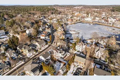 5 Ashland Ave, Manchester by the Sea, MA 01944 - Photo 6