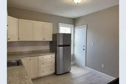 630 Metropolitan Ave #3, Boston, MA 02136 - Photo 4