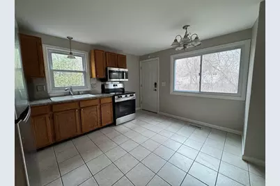 240 Parkerview St #240, Springfield, MA 01129 - Photo 6