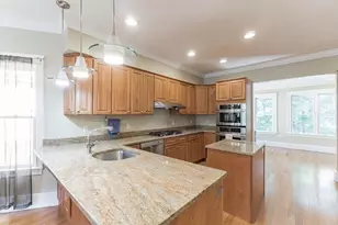 73 Lexington Ave, Somerville, MA 02114 - Photo 2