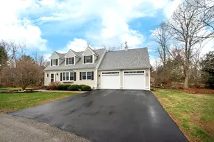 4 Kendall Village, Cohasset, MA 02025 - Photo 1