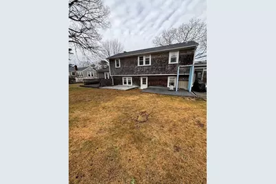 74 Hillside Ave, Falmouth, MA 02556 - Photo 8
