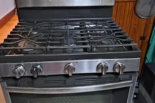 40 Ames St, Worcester, MA 01604 - Photo 12