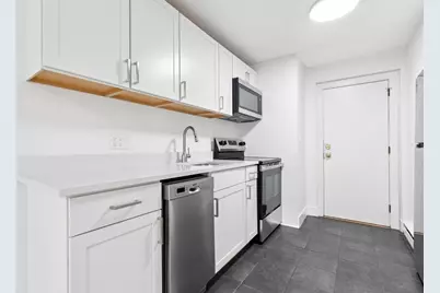 303 Broadway #C5, Lynn, MA 01904 - Photo 6