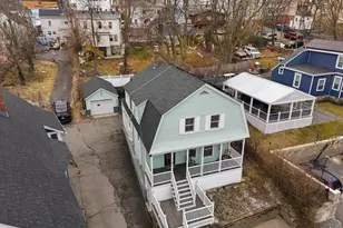 6 Cranshaw Pl, Lawrence, MA 01841 - Photo 2