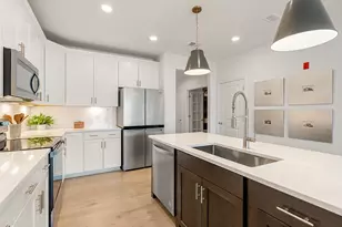 141 E Pt Dr, East Providence, RI 02916 - Photo 2