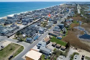 76 Railroad Ave, Salisbury, MA 01952 - Photo 1