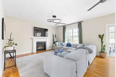 656 Shining Rock Dr, Northbridge, MA 01534 - Photo 6