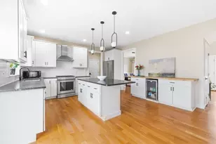 656 Shining Rock Dr, Northbridge, MA 01534 - Photo 10