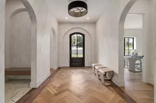 458 Dudley Rd, Newton, MA 02459 - Photo 2