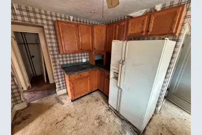 775 Dennison Dr, Southbridge, MA 01550 - Photo 10