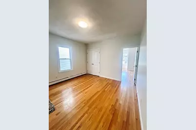 8 Fair Street #4, Gloucester, MA 01930 - Photo 4